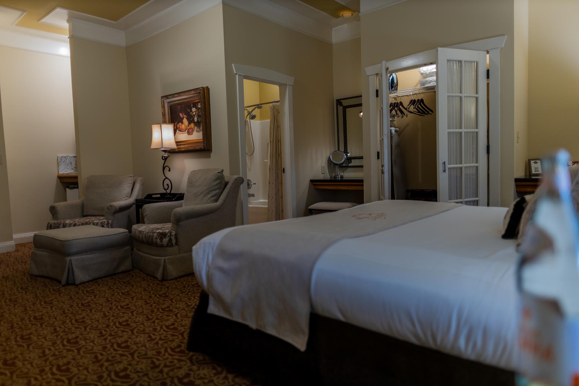 King Coach Room